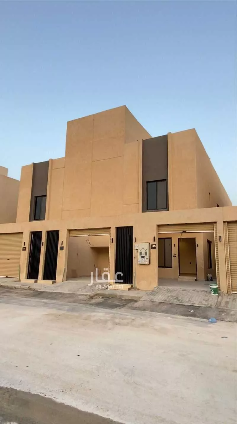 دور للبيع في شارع محمد الديناري, حي بدر, مدينة الرياض, منطقة الرياض 1 صورة