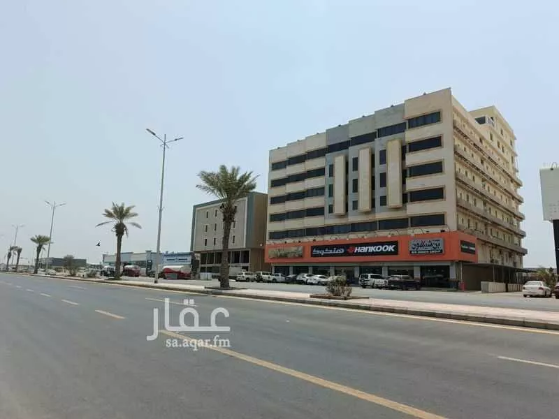عمارة للبيع في شارع طريق الملك عبدالعزيز, حي الزهور, مدينة جازان, منطقة جازان 1 صورة