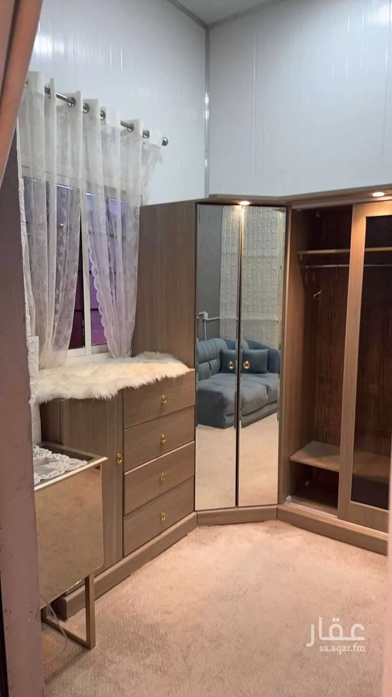 فيلا للإيجار في شارع عبدالعزيز بن سماعيل, حي المونسية, مدينة الرياض, منطقة الرياض 1 صورة