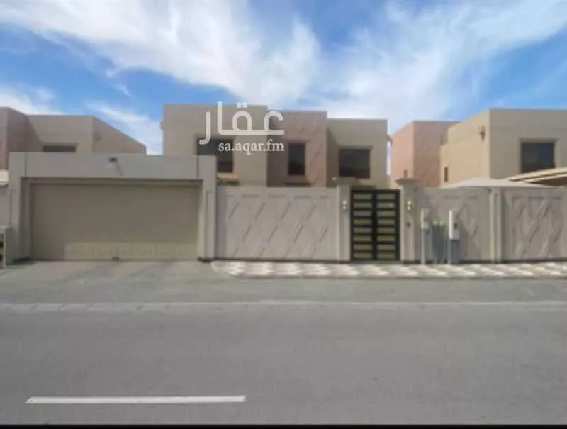فيلا للبيع في شارع شارع الفل 3, حي المطرفية, مدينة مدينه الجبيل الصناعيه, المنطقة الشرقية 1 صورة