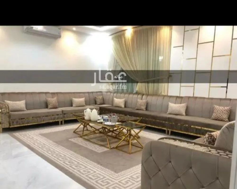 فيلا للبيع في شارع حمزة الجعلي, حي العوالي, مدينة الرياض, منطقة الرياض 1 صورة