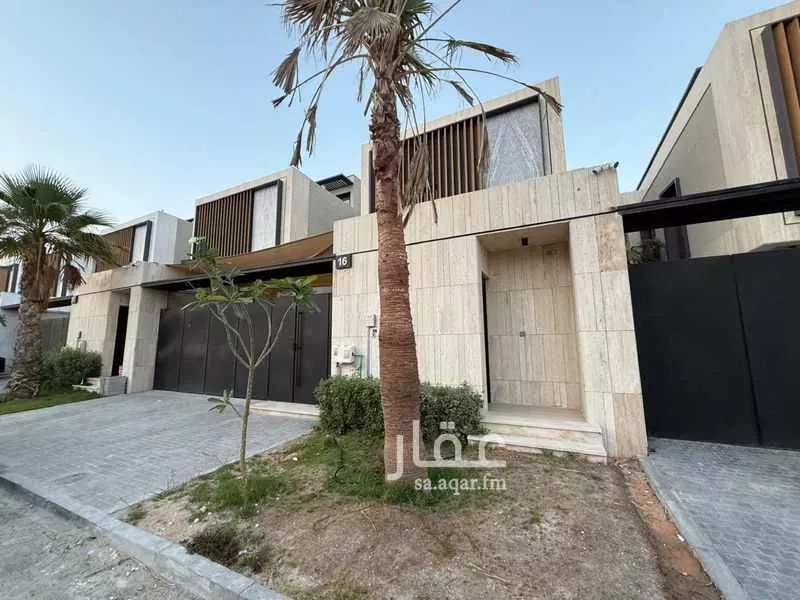 فيلا للبيع في شارع رفاعة الطهطاوي, حي الصدفة, مدينة الدمام, المنطقة الشرقية 1 صورة