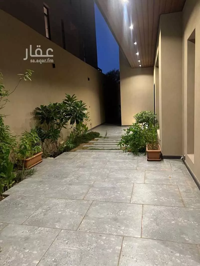 فيلا للبيع في شارع محمد بن رزين, حي النرجس, مدينة الرياض, منطقة الرياض 1 صورة