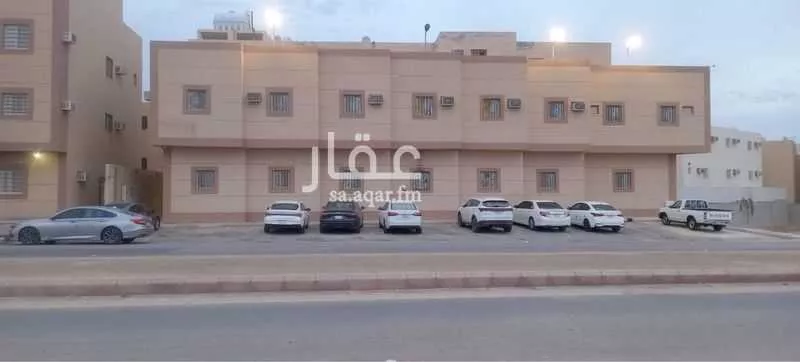 عمارة للبيع في شارع جبل الدخان, حي ظهرة لبن, مدينة الرياض, منطقة الرياض 1 صورة
