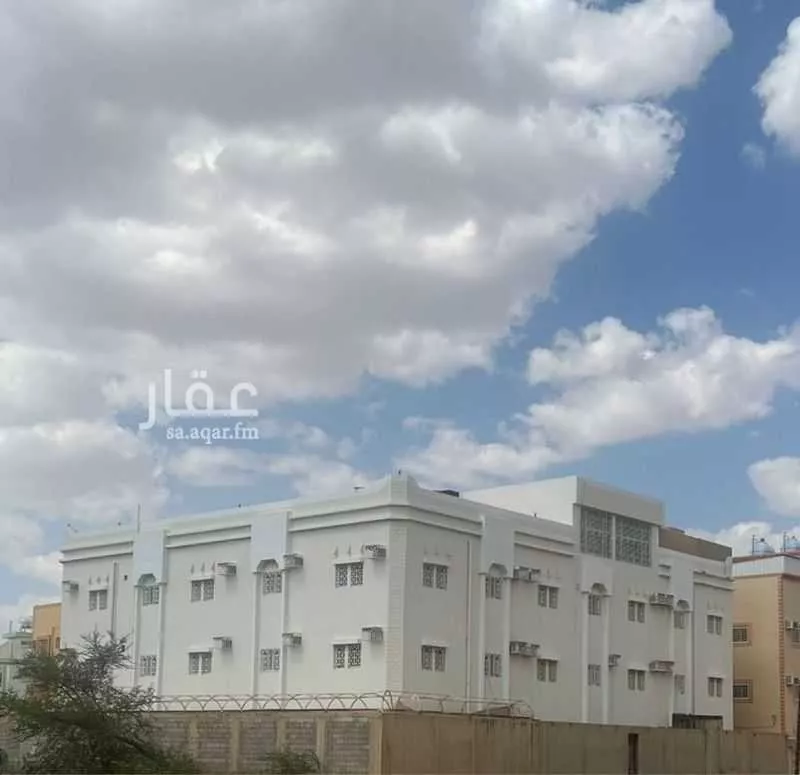 عمارة للبيع في شارع الخليج 36, حي الخليج, مدينة احد رفيده, منطقة عسير 1 صورة
