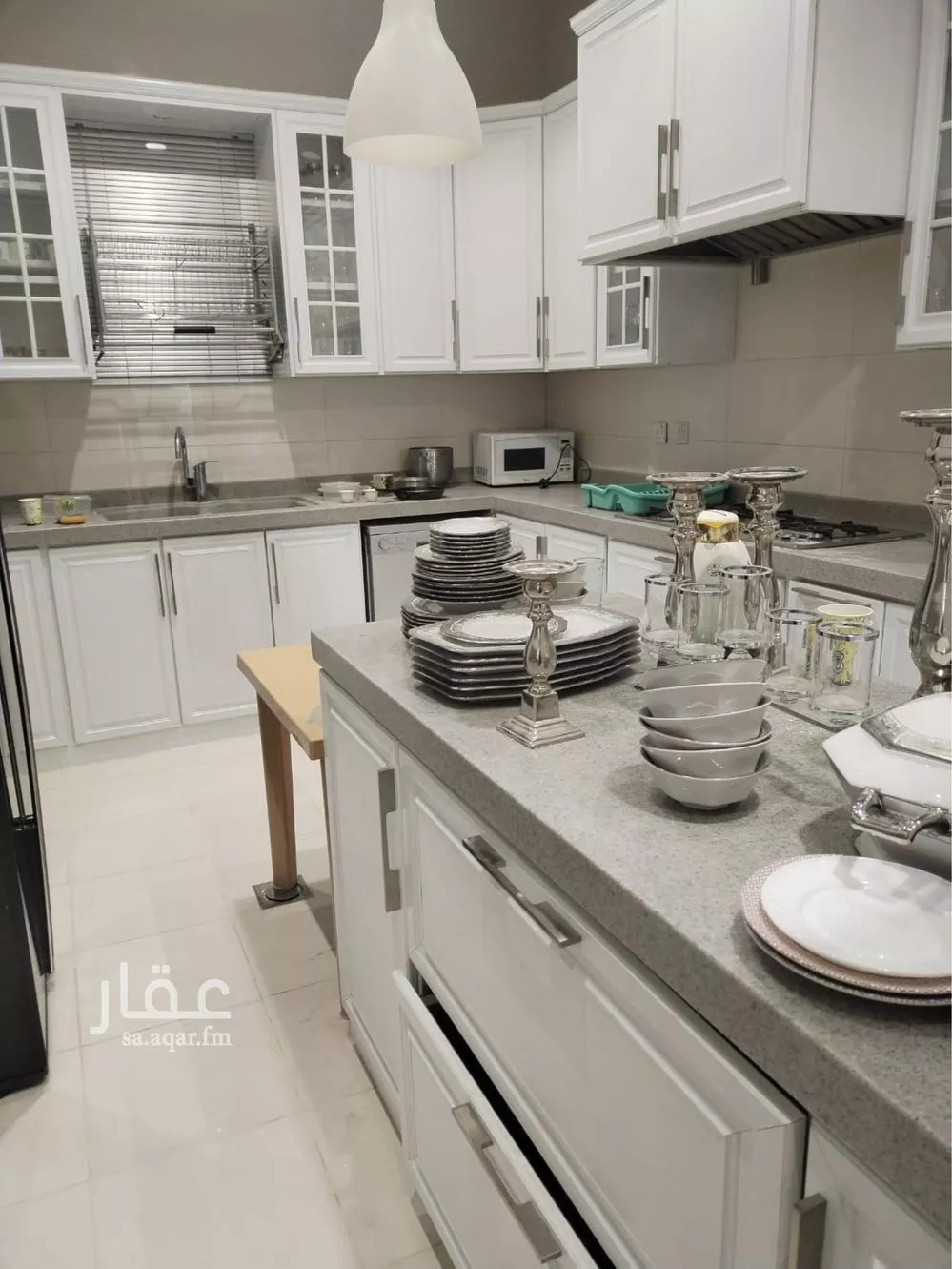 فيلا للبيع في شارع عبدالعزيز بن سبيل, حي العارض, مدينة الرياض, منطقة الرياض 1 صورة