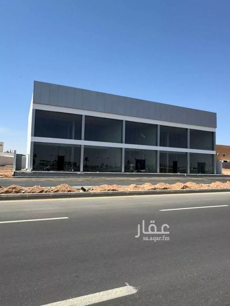 محل للإيجار في شارع ابي القاسم الحمامي, حي المنتزة رالشمالي, مدينة حائل, منطقة حائل 1 صورة