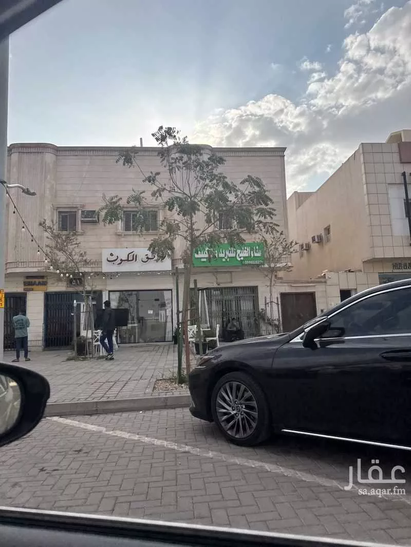 عمارة للبيع في شارع اسماء بنت ابي بكر ، حي طويق ، الرياض ، منطقة الرياض 1 صورة