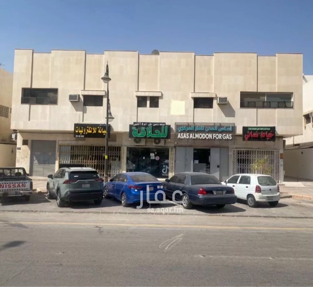 عمارة للبيع في شارع ظبـية بنت البراء, حي المصيف, مدينة الرياض, منطقة الرياض 1 صورة