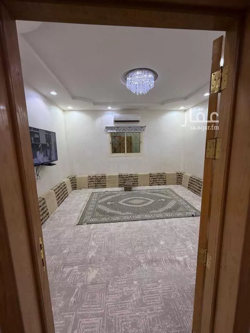 فيلا للبيع في شارع حلل بنت محمد المشهدي, حي المهدية, مدينة الرياض, منطقة الرياض 1 صورة