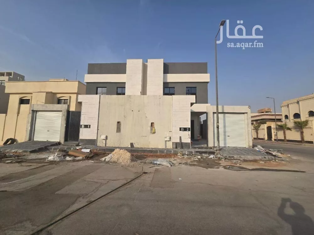 فيلا للبيع في شارع عبدالله الدملوجي, حي الملك فيصل, مدينة الرياض, منطقة الرياض 1 صورة