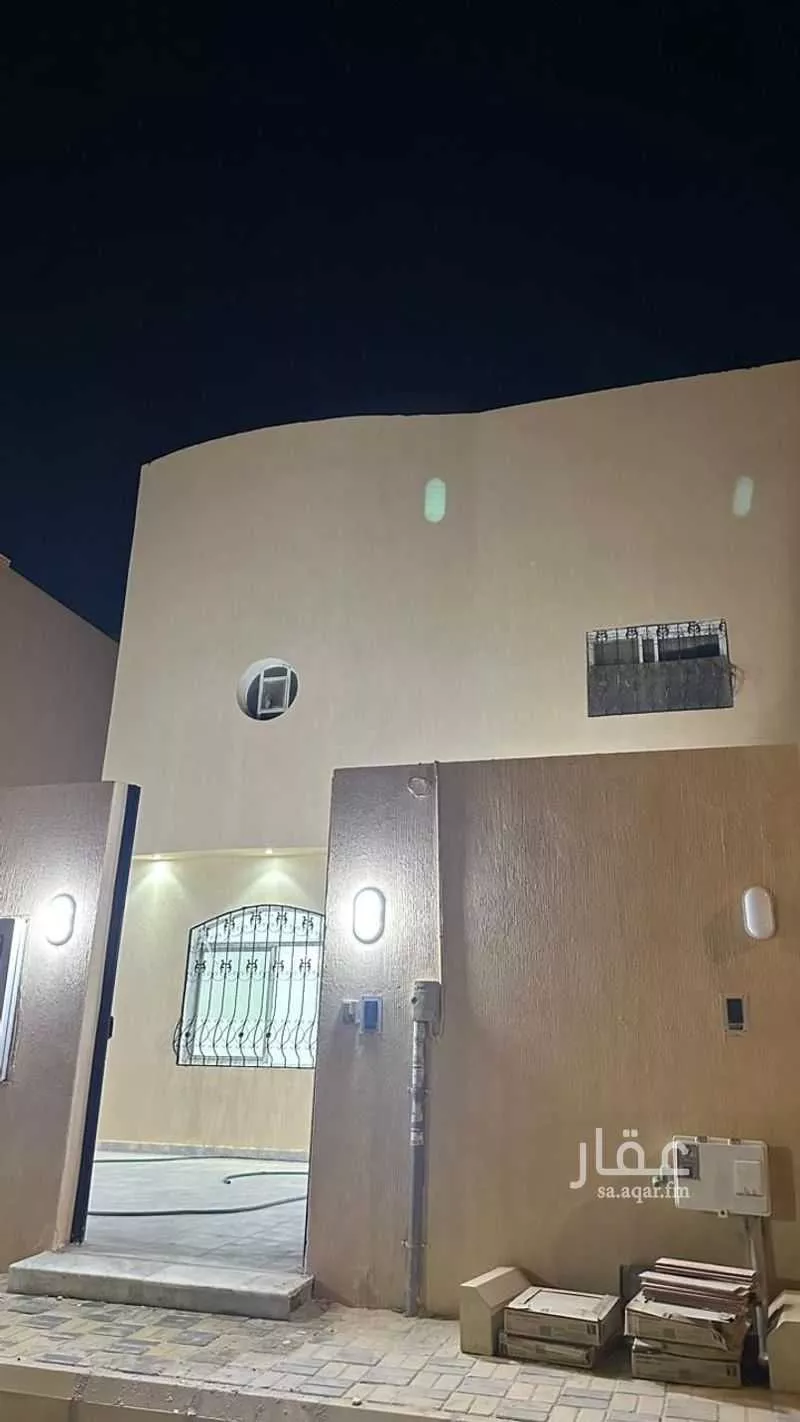 دور للبيع في شارع رقم 33, حي بدر, مدينة الرياض, منطقة الرياض 1 صورة
