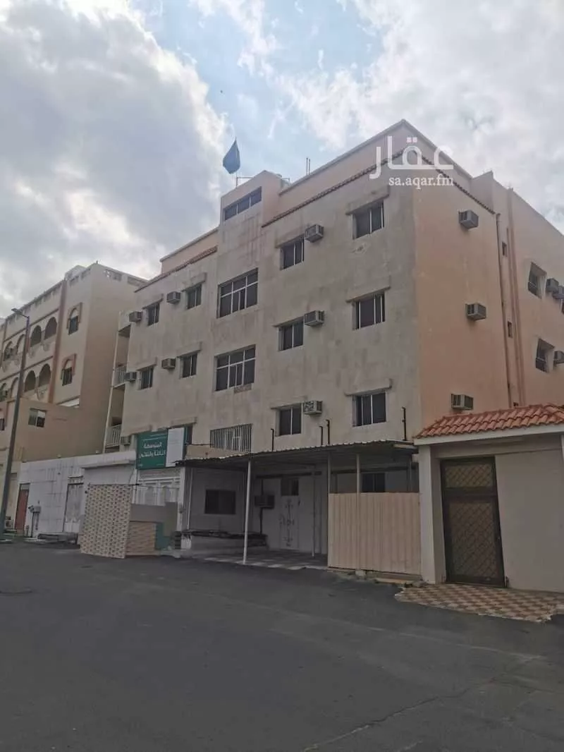 عمارة للبيع في شارع 1109490, حي بن سويلم, مدينة امارة منطقة مكة المكرمة - الطائف, منطقة مكة المكرمة 1 صورة