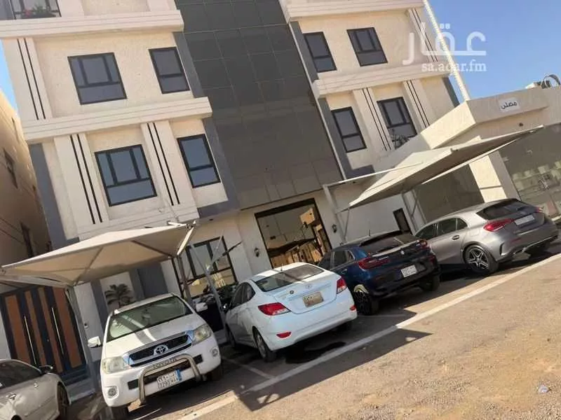 شقة للبيع في شارع عمرو بن الاحمر, حي الجصة, مدينة المدينة المنورة, منطقة المدينة المنورة 1 صورة