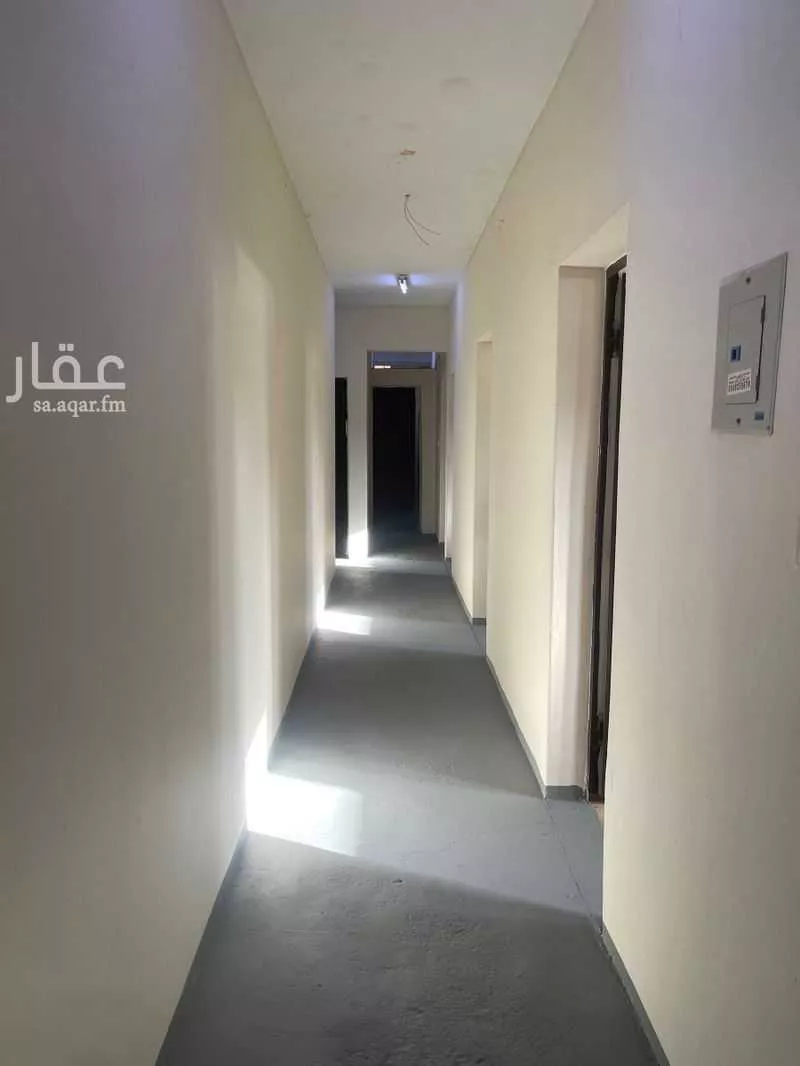 عمارة للإيجار في شارع عمر الريس, حي التخصصي, مدينة بريده, منطقة القصيم 1 صورة
