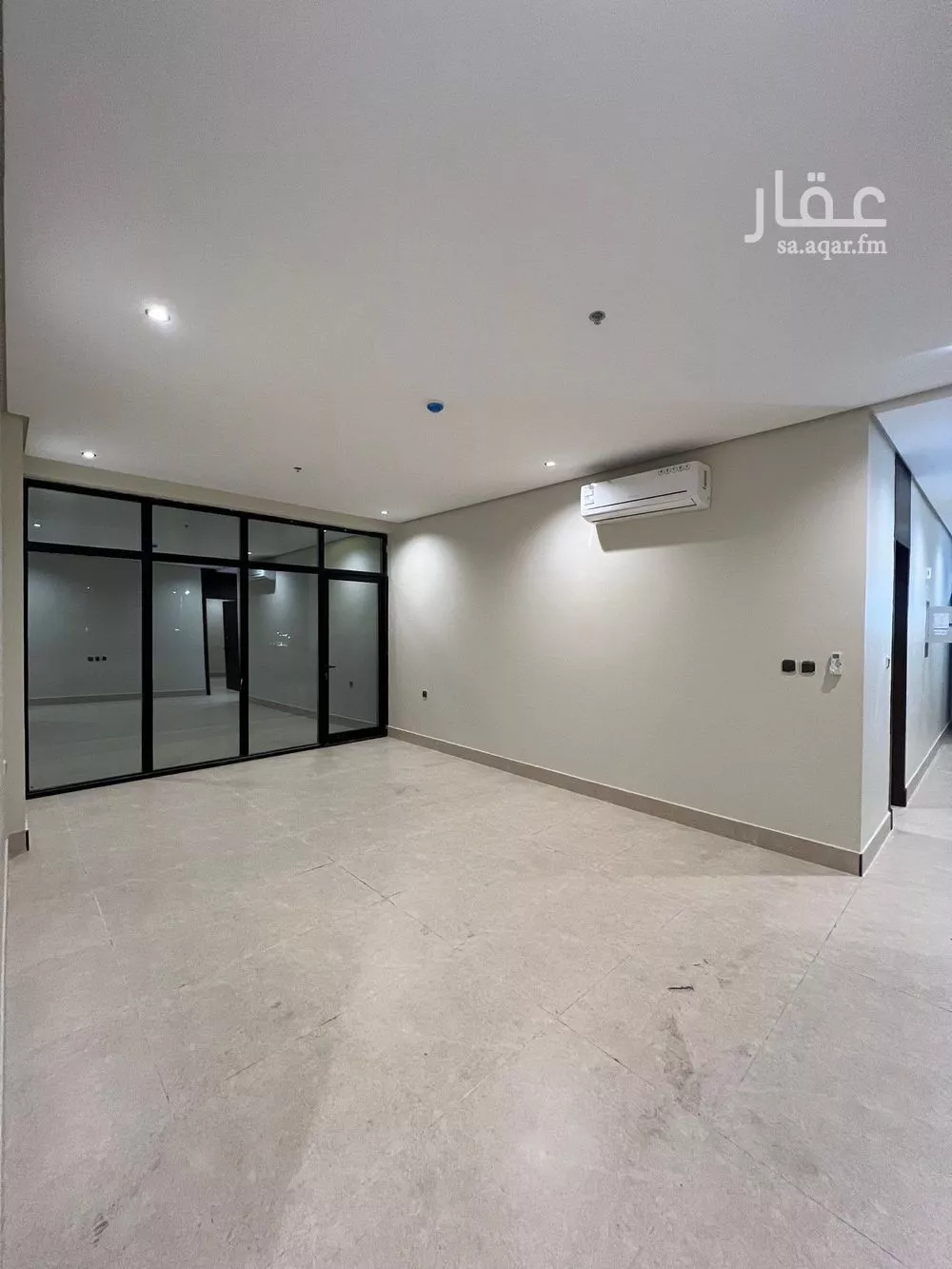 شقة للبيع في شارع احمد بن عجيان, حي طيبة, مدينة الدمام, المنطقة الشرقية 1 صورة