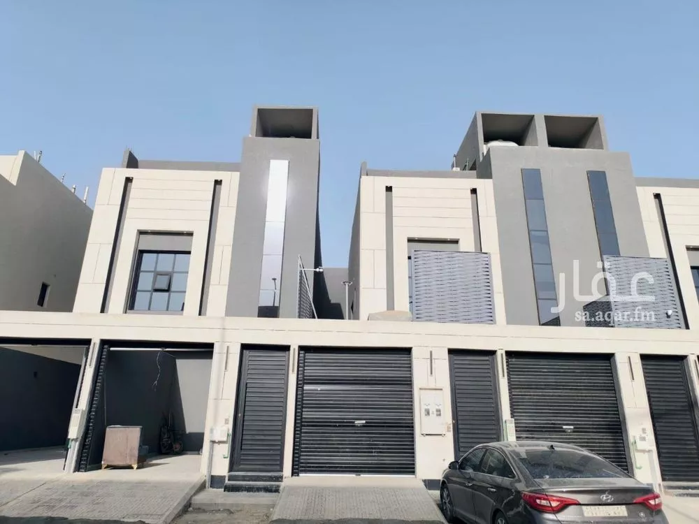 دور للبيع في شارع المفتي, حي طويق, مدينة الرياض, منطقة الرياض 1 صورة