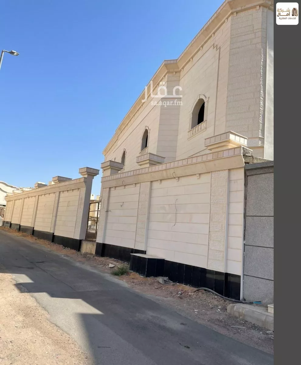 فيلا للبيع في شارع ممر مشاه 906, حي الدفاع, مدينة المدينة المنورة, منطقة المدينة المنورة