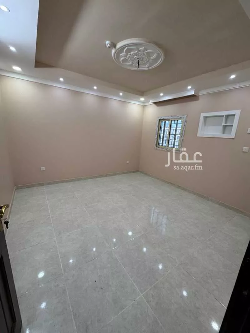 عمارة للإيجار في شارع 78 العمرة1, حي الفرقان, مدينة مكه المكرمه, منطقة مكة المكرمة 1 صورة