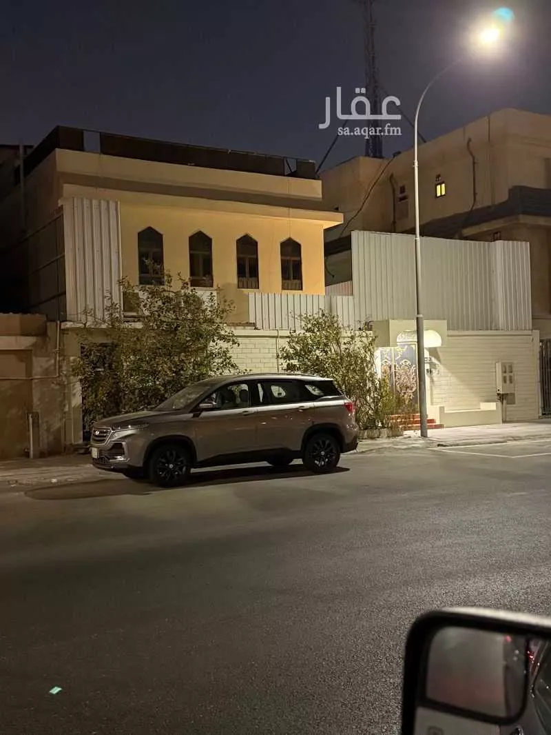 فيلا للبيع في شارع الامير فهد بن سلمان, حي العقربية, مدينة الخبر, المنطقة الشرقية 1 صورة