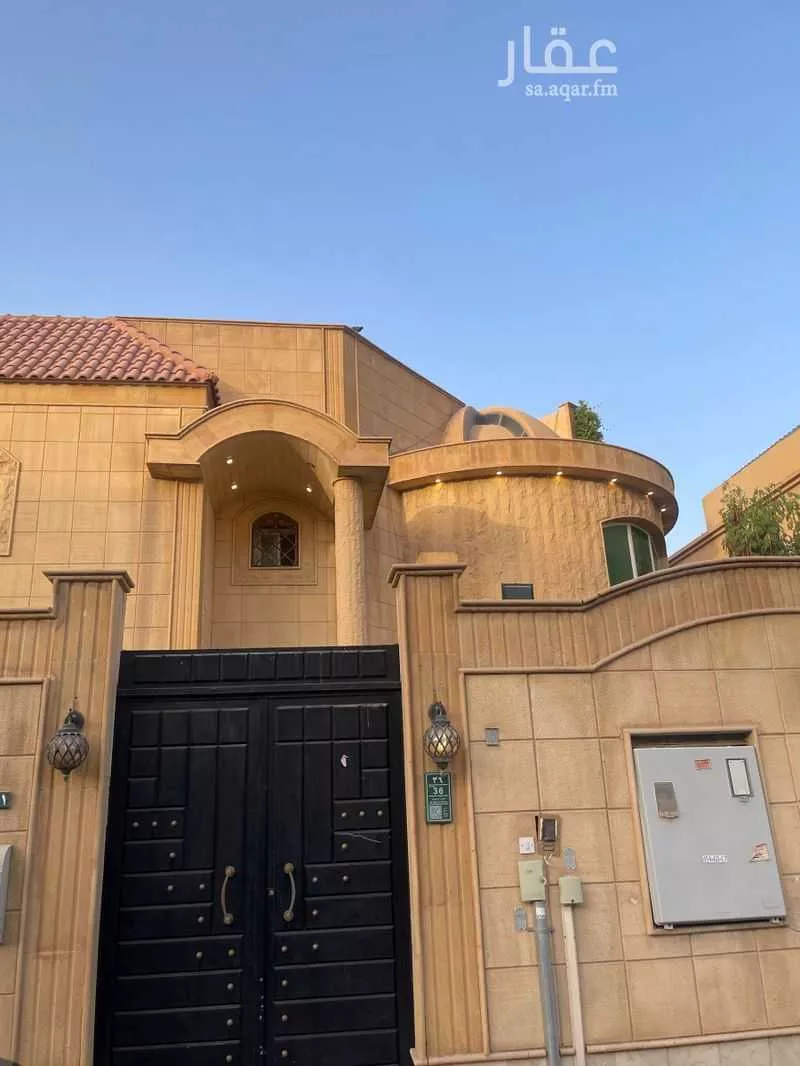 فيلا للبيع في شارع عيسى الكناني, حي الربيع, مدينة الرياض, منطقة الرياض 1 صورة