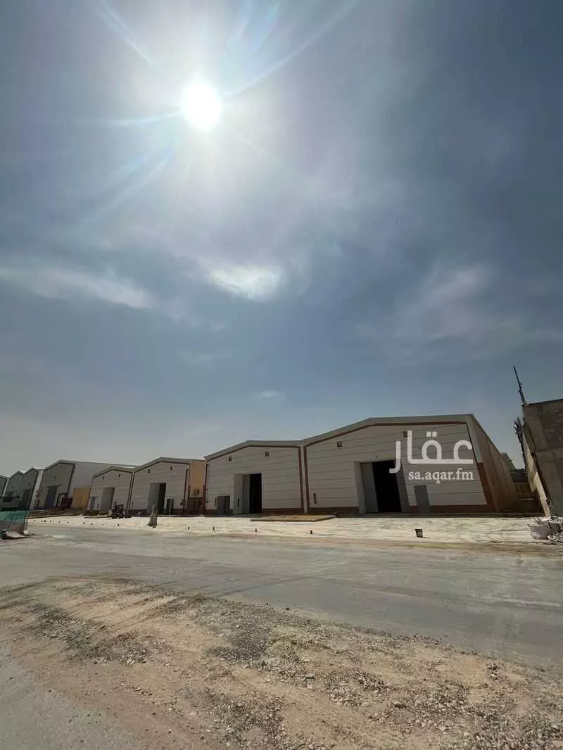 مستودع للإيجار في شارع رقم 30, حي المنصورية, مدينة الرياض, منطقة الرياض 1 صورة
