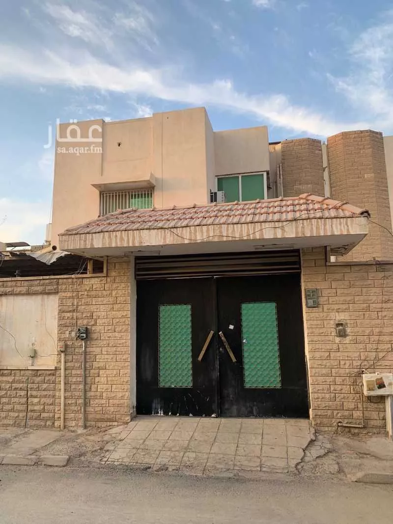 فيلا للبيع في شارع البراء بن أوس, حي الملز, مدينة الرياض, منطقة الرياض 1 صورة