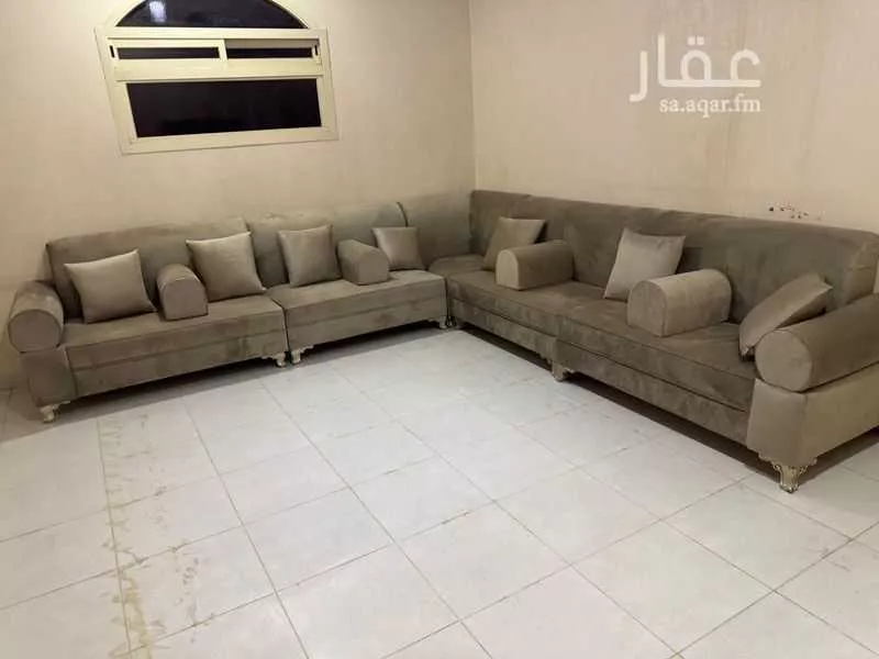شقة للإيجار في شارع 5298172, حي العليا, مدينة عنيزه, منطقة القصيم 1 صورة