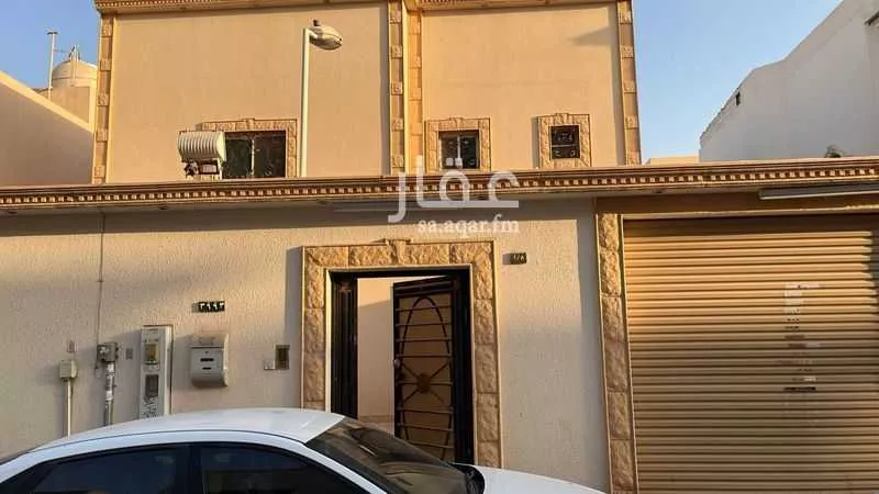 فيلا للبيع في شارع الحبطة, حي شبرا, مدينة الرياض, منطقة الرياض 1 صورة
