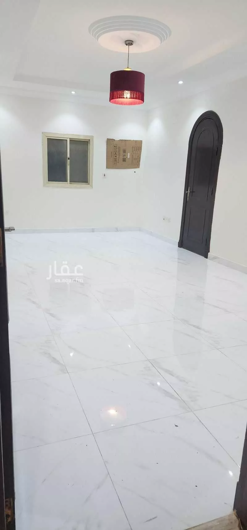 فيلا للبيع في شارع العدواني, حي مريخ, مدينة جدة, منطقة مكة المكرمة 1 صورة