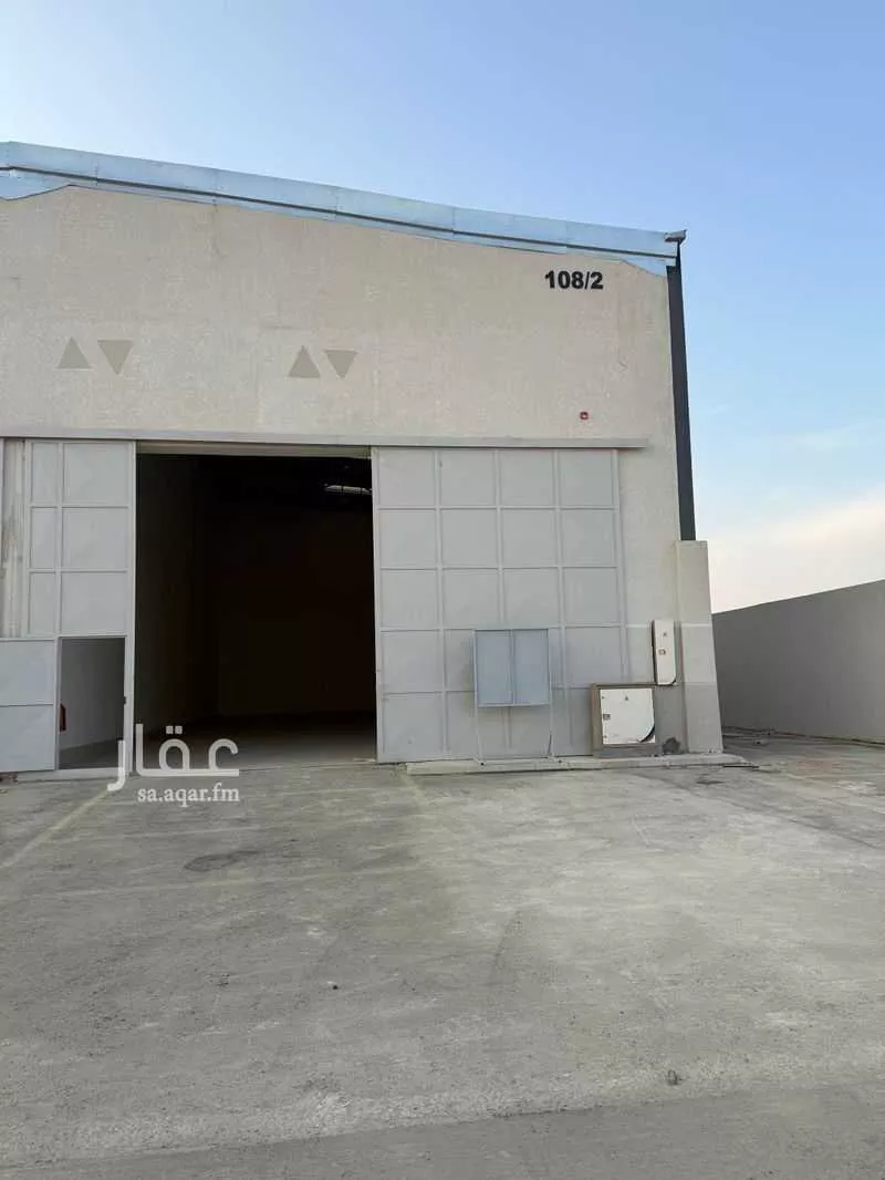 مستودع للإيجار في شارع الندوة, حي النظيم, مدينة الرياض, منطقة الرياض 1 صورة
