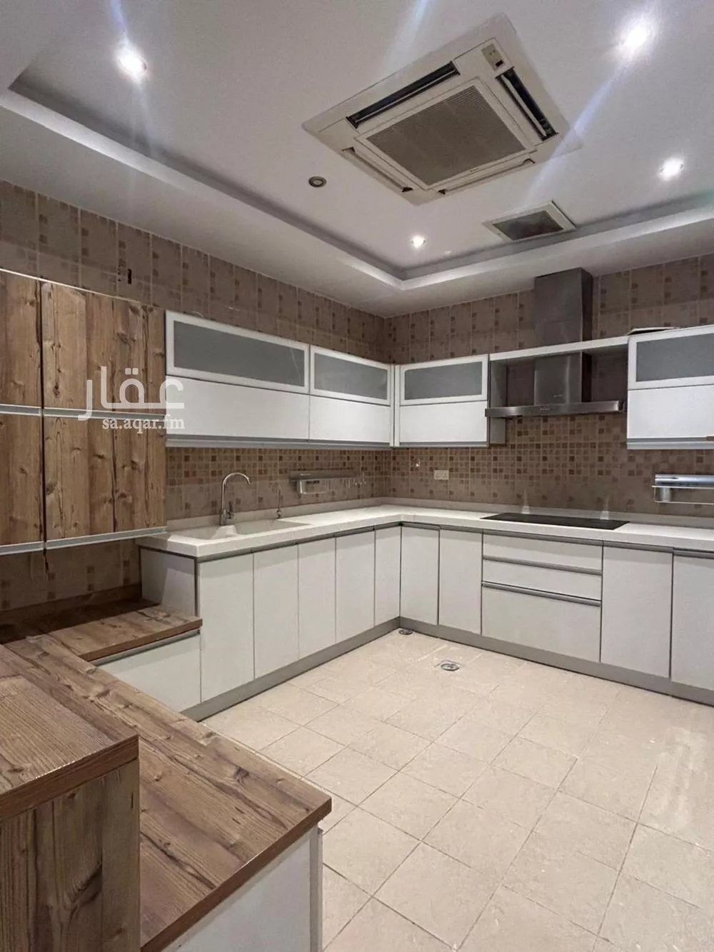 دور للإيجار في شارع رقم 285, حي الملقا, مدينة الرياض, منطقة الرياض 1 صورة