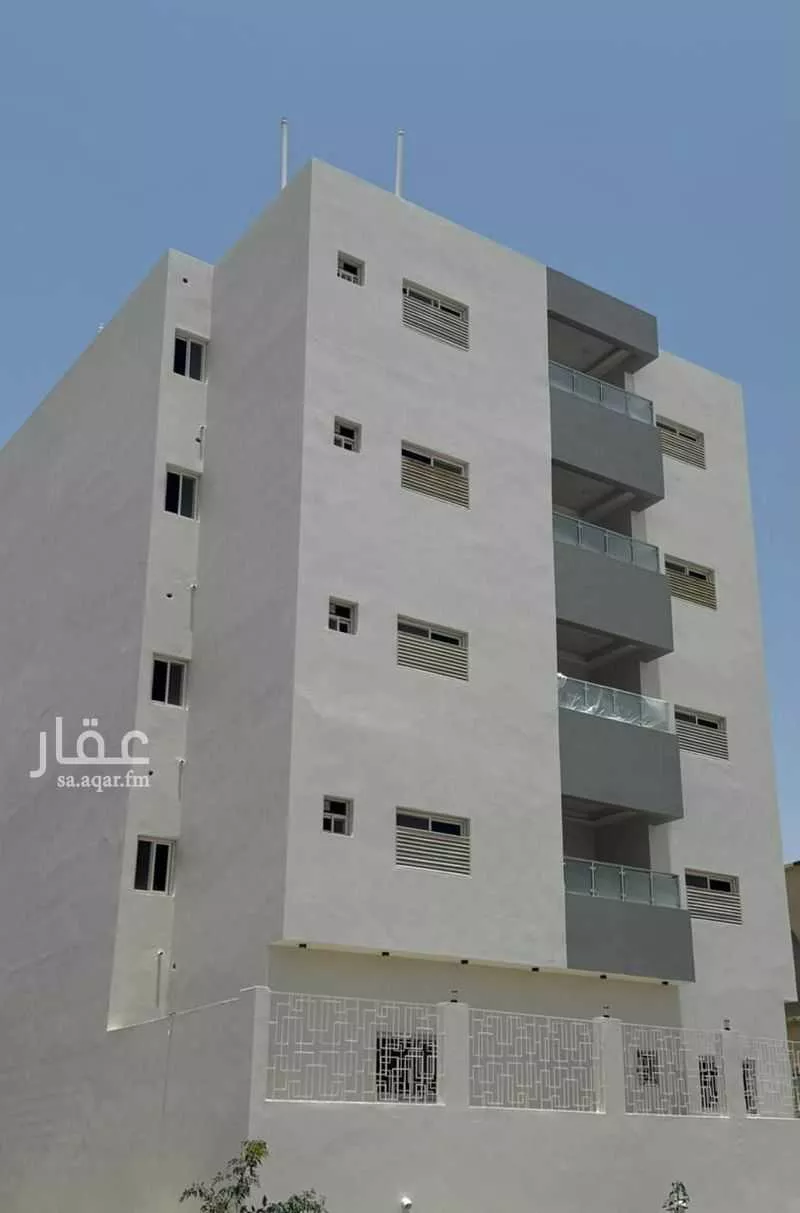 عمارة للبيع في شارع يحيىى امان, حي المعزاب, مدينة خميس مشيط, منطقة عسير 1 صورة