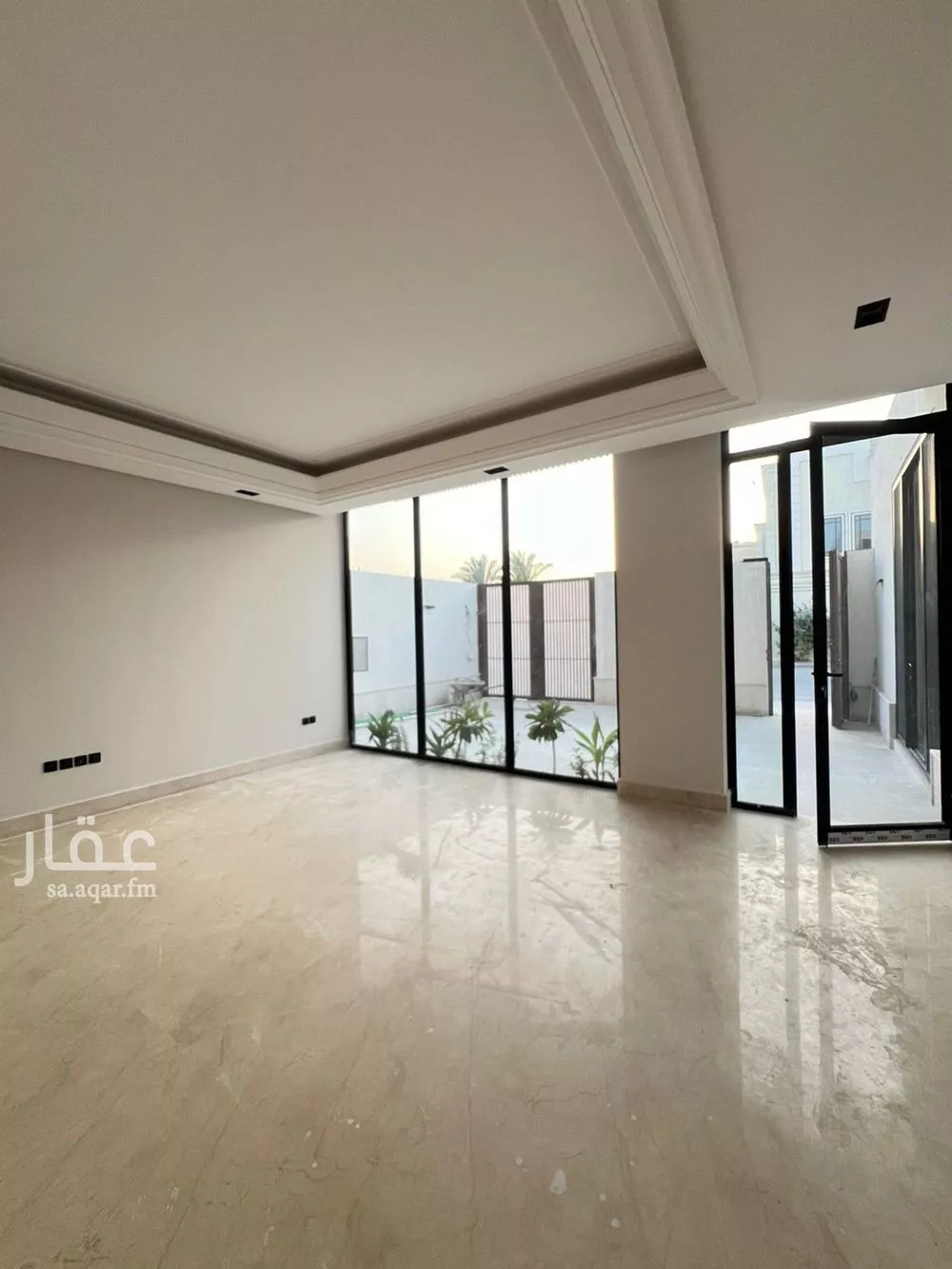 فيلا للبيع في شارع عثمان القاضي, حي النخيل, مدينة الرياض, منطقة الرياض 1 صورة