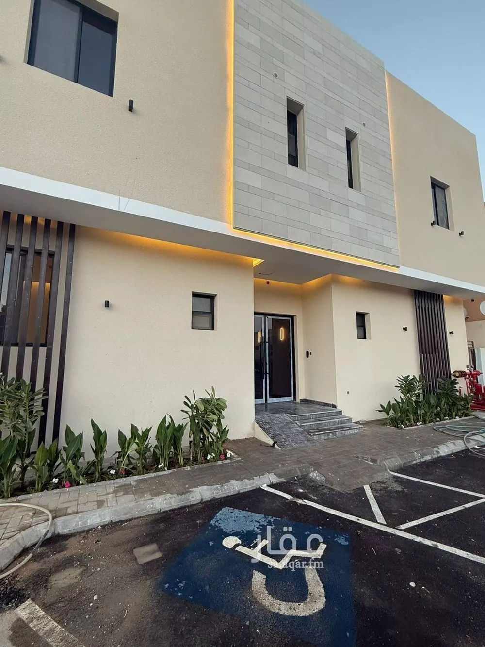 شقة للإيجار في شارع القعقاع بن عمرو, حي العريجاء الغربي, مدينة الرياض, منطقة الرياض 1 صورة