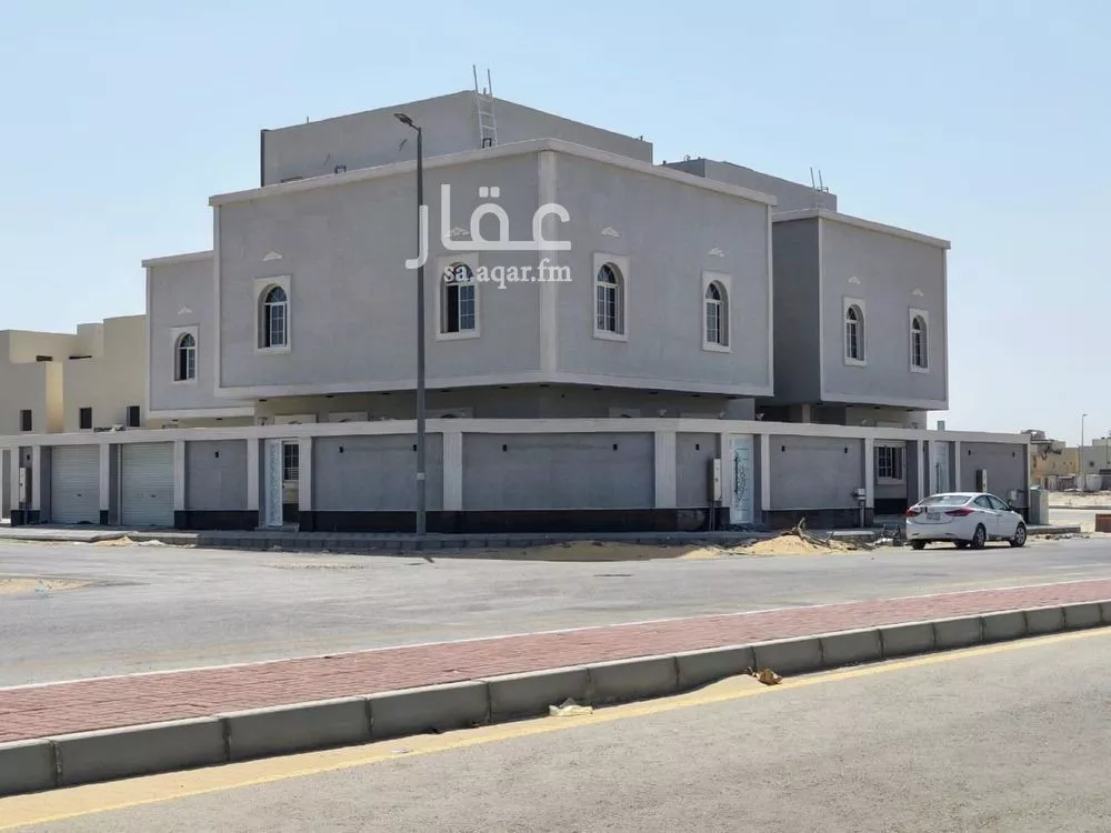 فيلا للبيع في شارع الشهباء, حي اللؤلؤ, مدينة الخبر, المنطقة الشرقية 1 صورة
