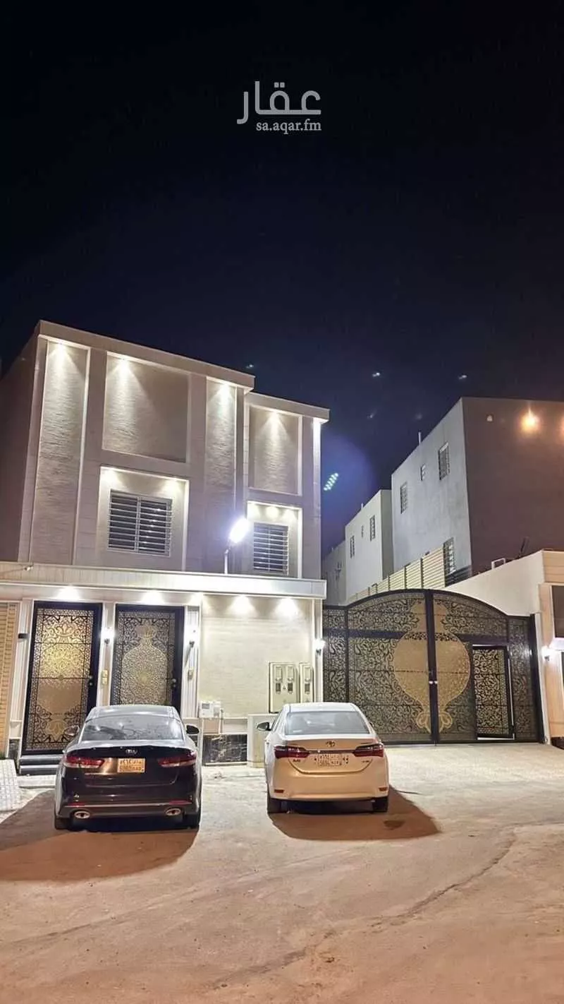 فيلا للبيع في شارع ابن الزبير الغرناطي, حي الرمال, مدينة الرياض, منطقة الرياض 1 صورة