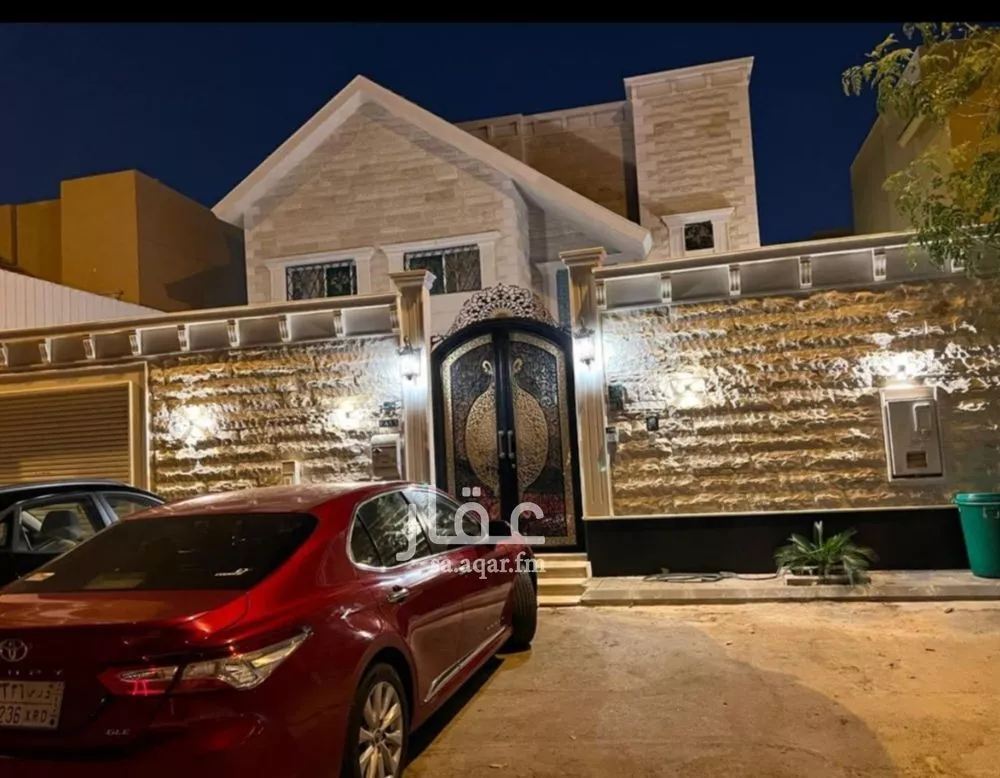 فيلا للبيع في شارع تقي الدين الحموي, حي المصيف, مدينة الرياض, منطقة الرياض 1 صورة