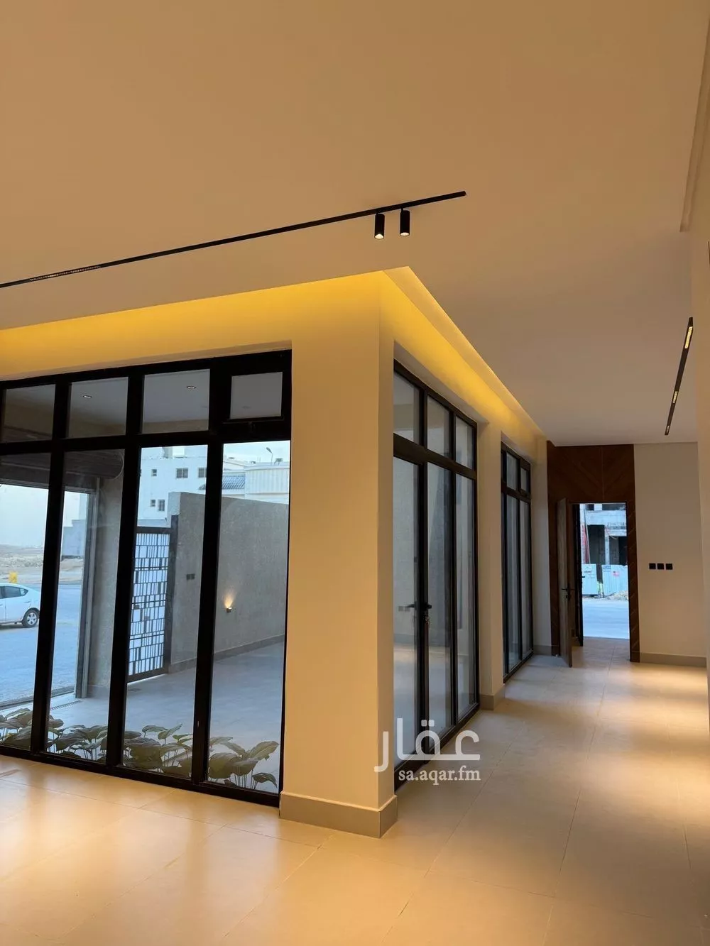 فيلا للبيع في شارع ابي نزار, حي المهدية, مدينة الرياض, منطقة الرياض 1 صورة