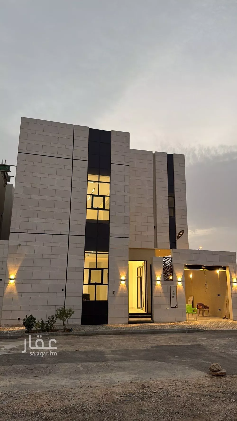 فيلا للبيع في شارع إبراهيم بن محمد الزمزمي, حي المهدية, مدينة الرياض, منطقة الرياض 1 صورة