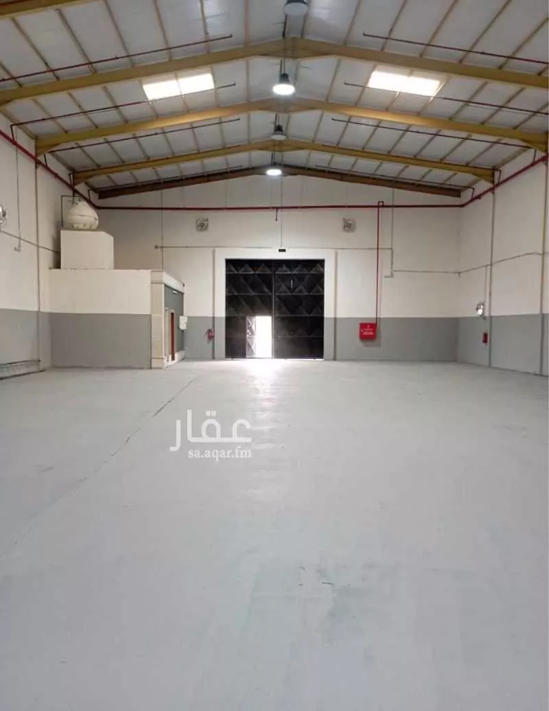 مستودع للإيجار في شارع أحمد الخلال, حي السلي, مدينة الرياض, منطقة الرياض 1 صورة