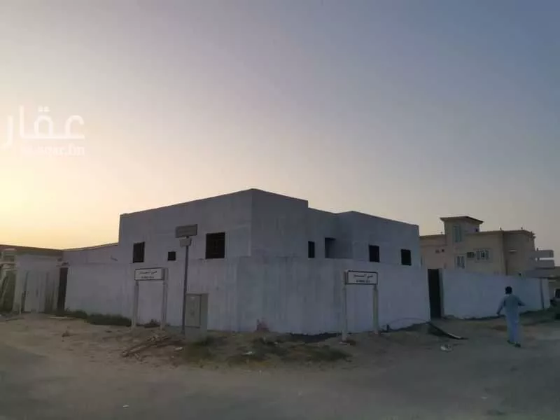 دور للبيع في شارع 10692765, حي حي المنار - عين دار القديمة , مدينة بقيق, المنطقة الشرقية 1 صورة