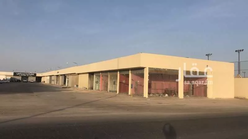 محل للإيجار في شارع الملك فهد, حي العارض, مدينة الرياض, منطقة الرياض 1 صورة