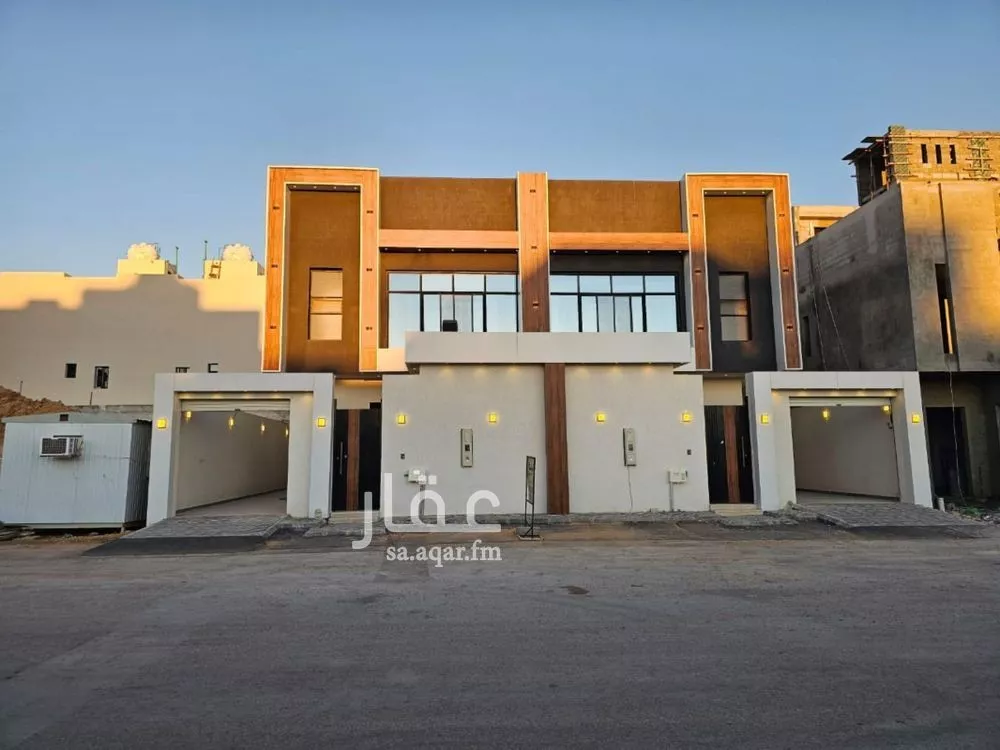 فيلا للبيع في شارع احمد بن اسماعيل الناشري, حي العارض, مدينة الرياض, منطقة الرياض 1 صورة
