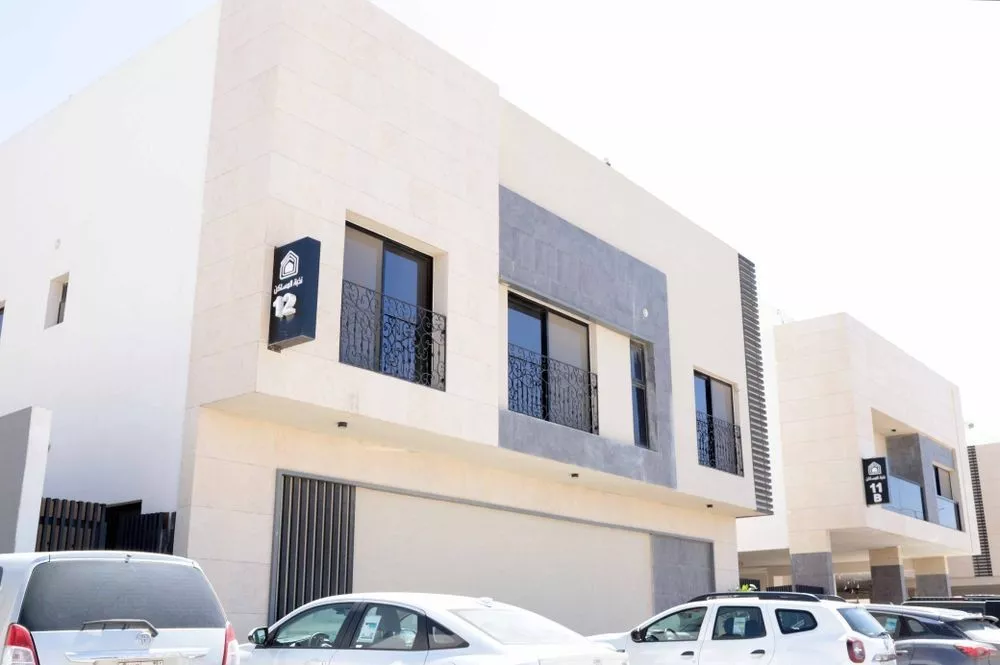 فيلا للإيجار في شارع علي بن أحمد العمري, حي العارض, مدينة الرياض, منطقة الرياض 1 صورة
