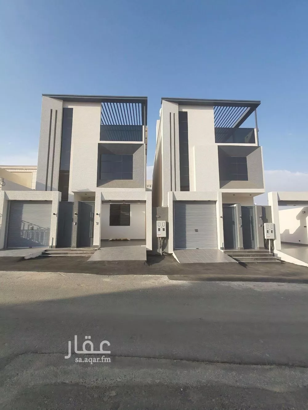 دور للبيع في شارع غنيمة, حي الغدير, مدينة ابها, منطقة عسير 1 صورة