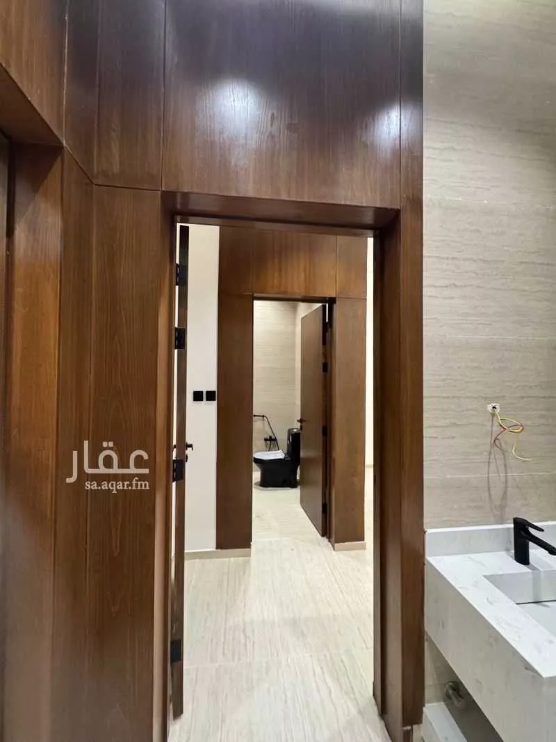دور للبيع في شارع الرايه, حي الندوة, مدينة الرياض, منطقة الرياض 1 صورة