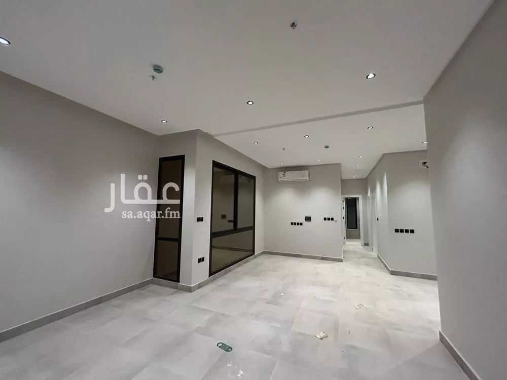 شقة للإيجار في شارع الشيخ عبدالله بن جبرين, حي القيروان, مدينة الرياض, منطقة الرياض 1 صورة