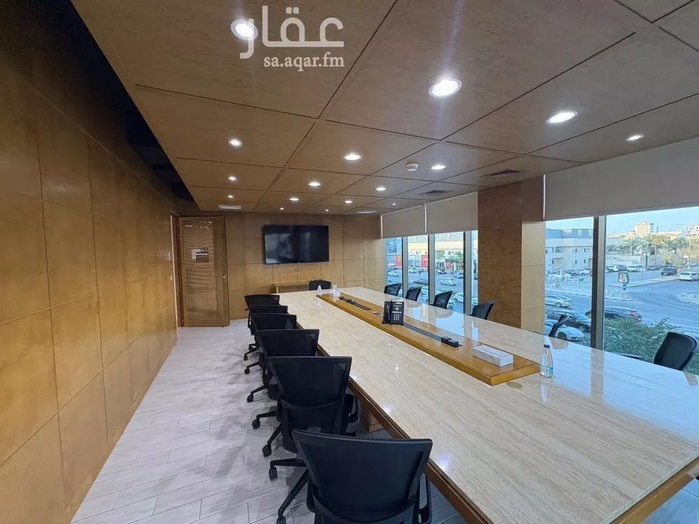 مكتب تجاري للإيجار في شارع التخصصي الفرعي, حي النخيل, مدينة الرياض, منطقة الرياض 1 صورة