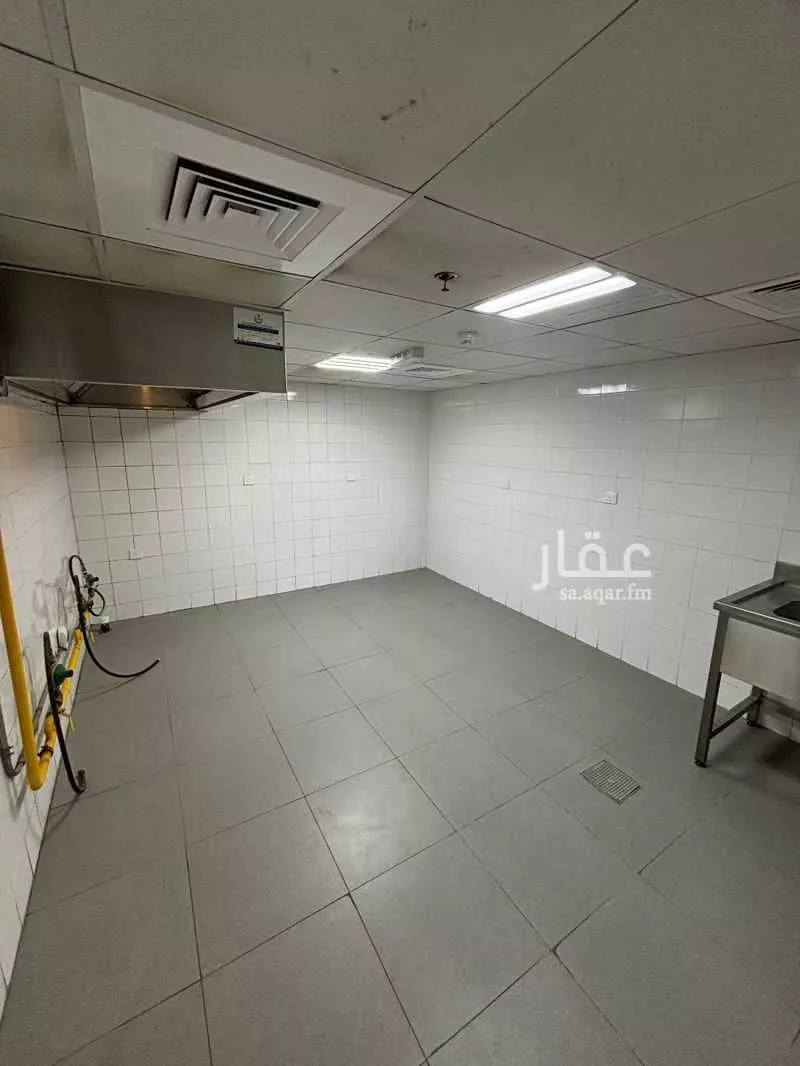 محل للإيجار في حي الخليج, مدينة الرياض, منطقة الرياض 1 صورة